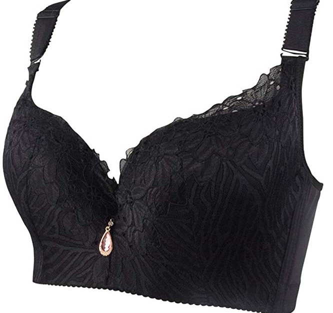 Best Bra to Push Breasts Together in 2022 - Best Pasties