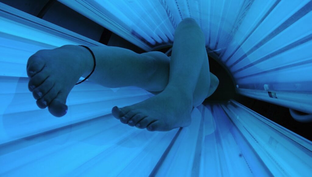 tanning bed legs